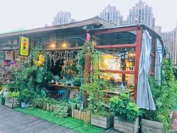 -梦田都市农场(银泰城店)