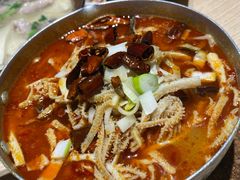 -六泰居·尔滨地标·东北菜(黄河路店)