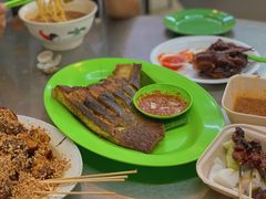 -明记烧鱼美味店