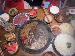 -萍姐火锅·公路夜市(武汉首店)