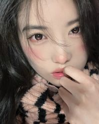 -明天见·化妆造型工作室