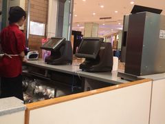 -麦当劳(新城市广场店)