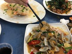 -滑记海鲜饭店·老字号(海鲜街店)