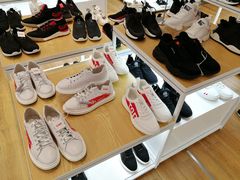 -hotwind热风(丽影广场店)