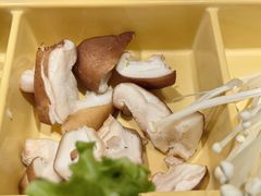 -呷哺呷哺 黄金牧场 (新中关购物中心店)