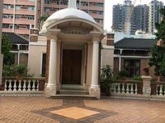 -香港大学