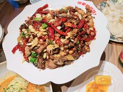 -巴扎屋大盘鸡·新疆菜(汇嘉时代店)