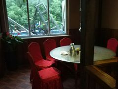 卡座-新鞑烤羊腿(康平路店)