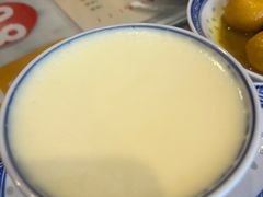 -广信牛奶甜品世家(台东店)