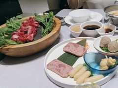 -红鼎豆捞·专注品质海鲜20年(宝丰路店)