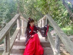 -汉仪华裳汉服馆(打浦桥店)