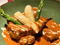 红咖喱慢炖猪肋排-Mogul Eatery·大亨餐酒馆