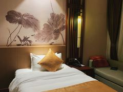 -清远熹乐谷温泉度假酒店