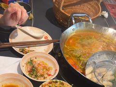 -由衷贵州酸汤牛肉火锅(新桥店)