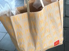 -麦当劳(展览路店)
