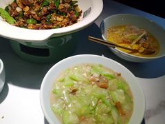 -费大厨辣椒炒肉(高铁吾悦广场店)