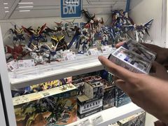 -泡泡玛特POPMART(蓝色港湾店)