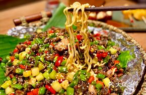 Shout Handmade Noodles with Black Chicken