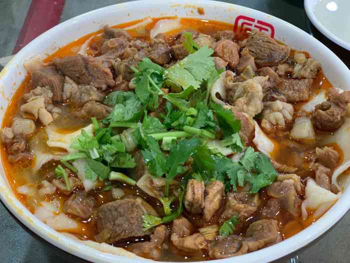 顾四十里铺羊肉面(凤城一路店)