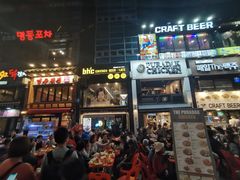 -BHC炸鸡(明洞总店)