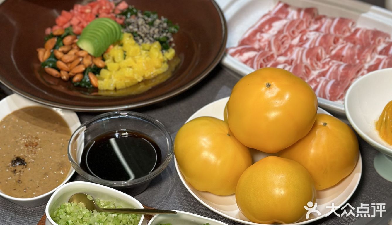 这样做的内蒙黄番茄火锅，真的泰泰泰香了！🤤🌟