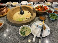 -云荷里·蒸汽石锅鱼·云南菜(中发百旺店)