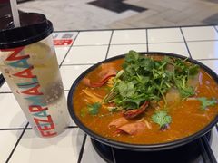 -肥汁米蘭香港米线(长宁来福士店)