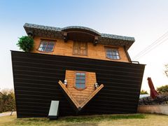 -金山农民画村-枫泾波兰倒置屋