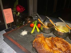 -弦月窗LUNETTE BY AMANDA(复兴路店)