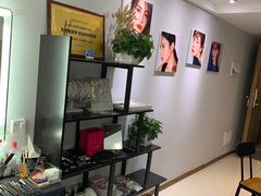 -ME觅妆·定制美妆·彩妆私教(菱角湖店)