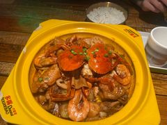 -多嘴肉蟹煲(万达店)