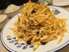 -老码头黑皮肘子锅包肉(赣水路店)