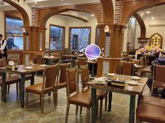 大堂-清真·玛丽亚新疆菜主题餐厅(浙江中路店)