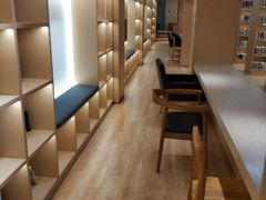 -漕河泾街道图书馆(漕河泾社区文化活动中心店)