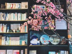 -荒岛书店(黄县路店)