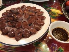 -闯关东东北农家菜(崂山石老人店)