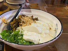 -蜗牛的家旅行主题云南菜餐厅.小酒馆(护国寺店)