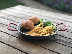 鹅肝汉堡-The BREW·酿餐厅(浦东嘉里大酒店)