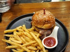 -1886德国汽车餐厅(外滩中央店)