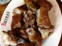 猪蹄-老鼎万春卤菜(五代传承创始老店)