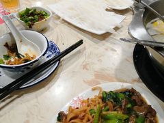 -粤潮牛肉火锅店(江南大道店)