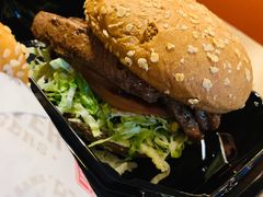 -The Habit Burger Grill 哈比特汉堡(复兴soho店)