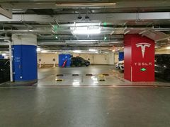 -兴业太古汇·停车场