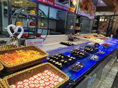 自助取餐区-爱尚客韩式烤肉自助餐厅(海口京华城店)