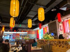 大堂-小龙坎老火锅(北京三里屯店)