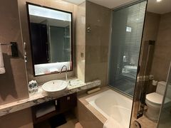 -上海龙之梦万丽酒店