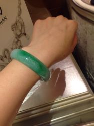 -北京七彩云南翡翠珠宝旗舰店(月坛店)