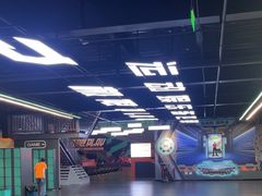-极限PLAY运动娱乐新世界·团建派对潮玩休闲馆·室内蹦极高空游乐园