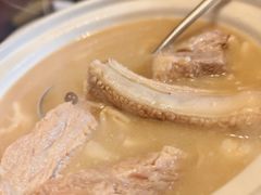 -五四MALL美食广场