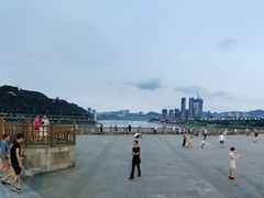 -中国宜宾·长江地标广场